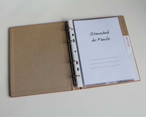 Stammbuch "Goldene Lebensbaum" aus beigem Büffelleder,  DIN A5